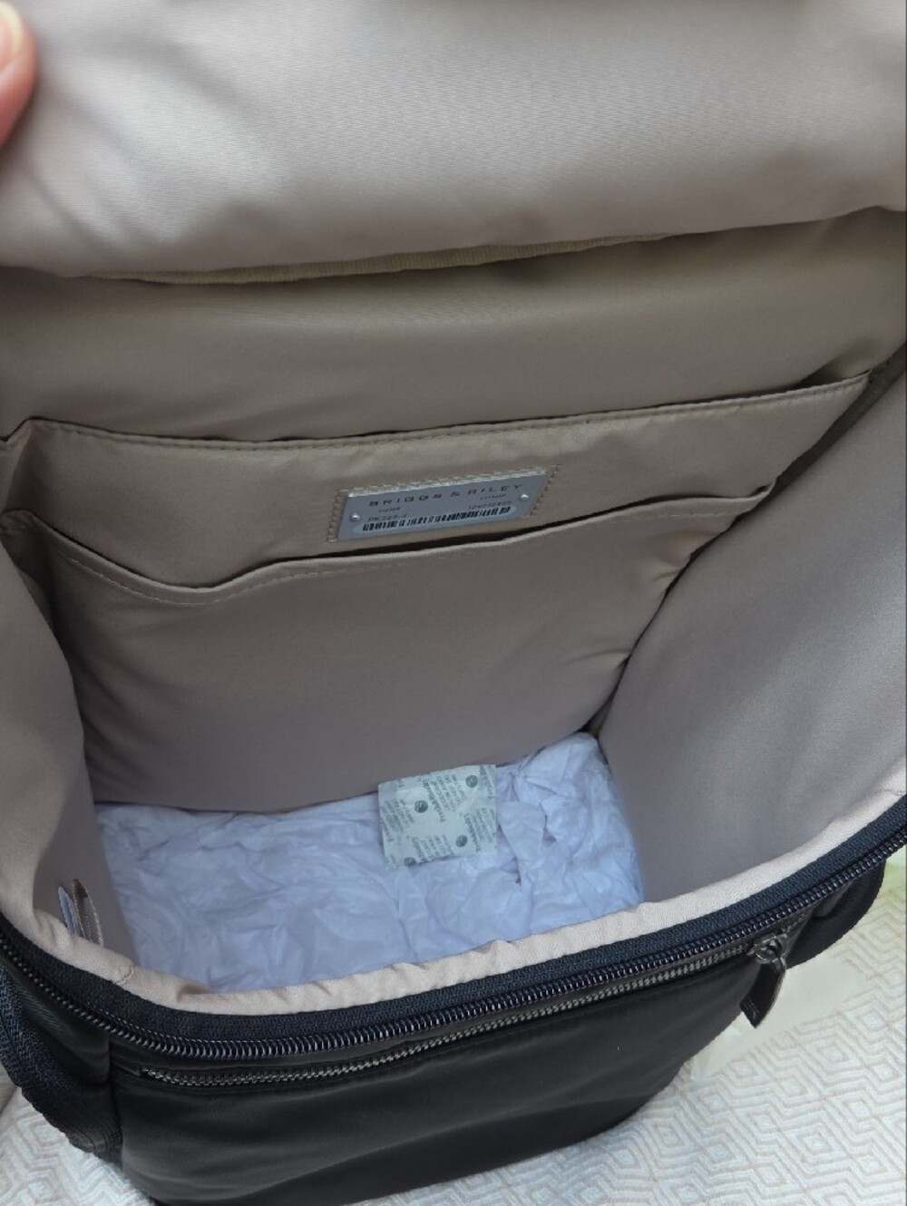 Briggs & Riley Rhapsody U-Zip Black Backpack - Picture 6 of 10